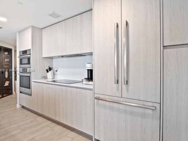 Apartment for sale  Unit #715 - photo 6268549