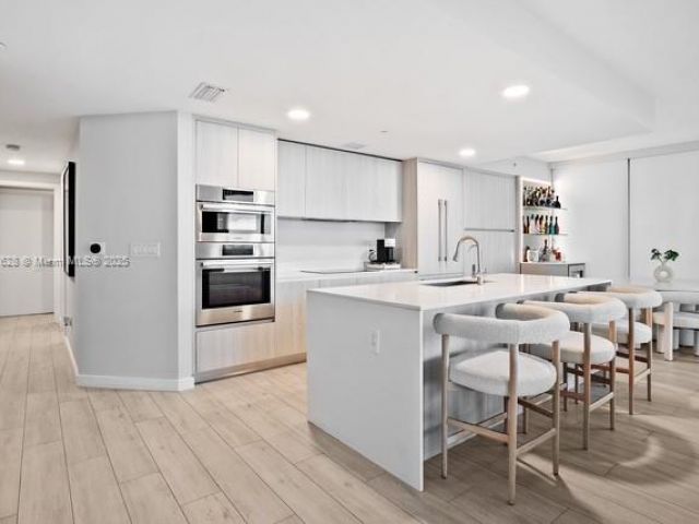 Apartment for sale  Unit #715 - photo 6268551