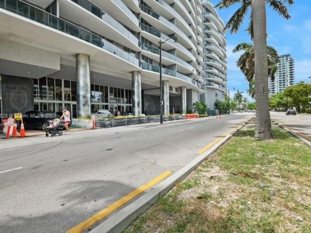 Apartment for sale  Unit #715 - photo 6268564