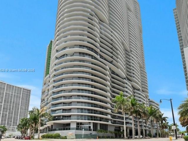 Apartment for sale  Unit #715 - photo 6268565