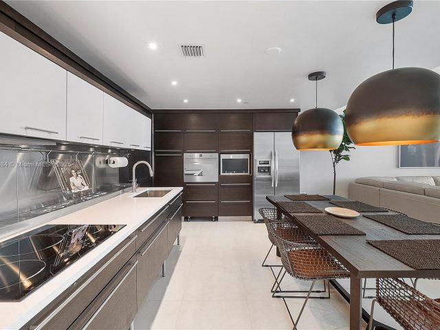 Apartment for rent  Unit #527 - photo 6269138