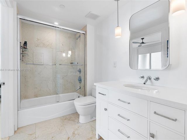 Apartment for rent  Unit #527 - photo 6269145