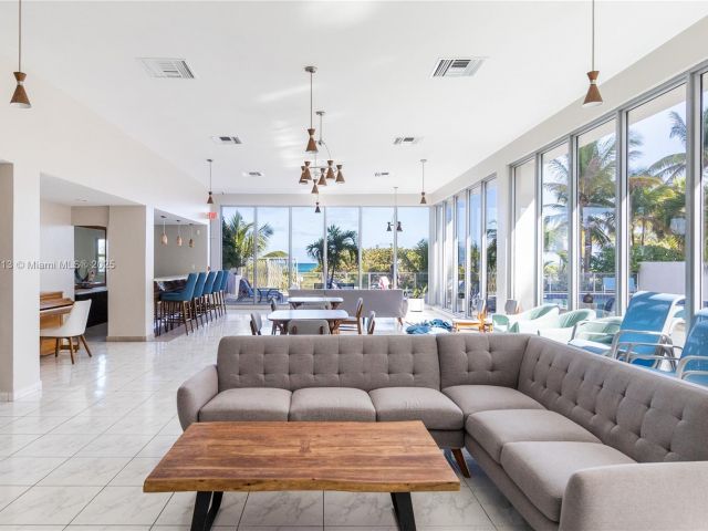 Apartment for rent  Unit #908 - photo 6269376