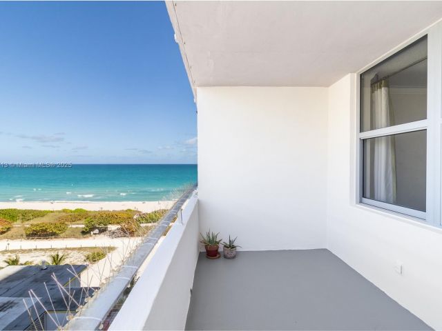 Apartment for rent  Unit #908 - photo 6269379