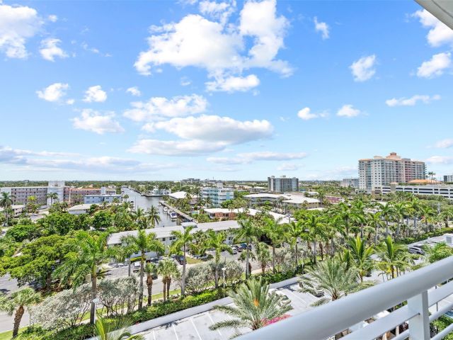 Apartment for sale  Unit #701S - photo 6277702