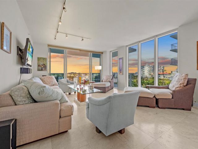 Apartment for sale  Unit #701S - photo 6277705