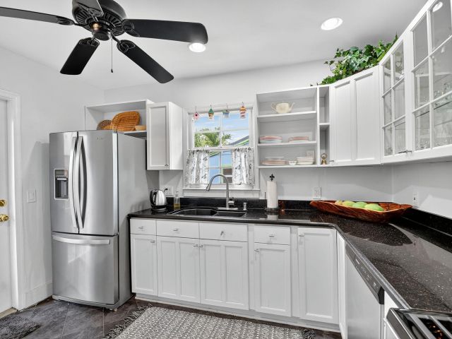 Home for sale at 523 31st Street - photo 6330666