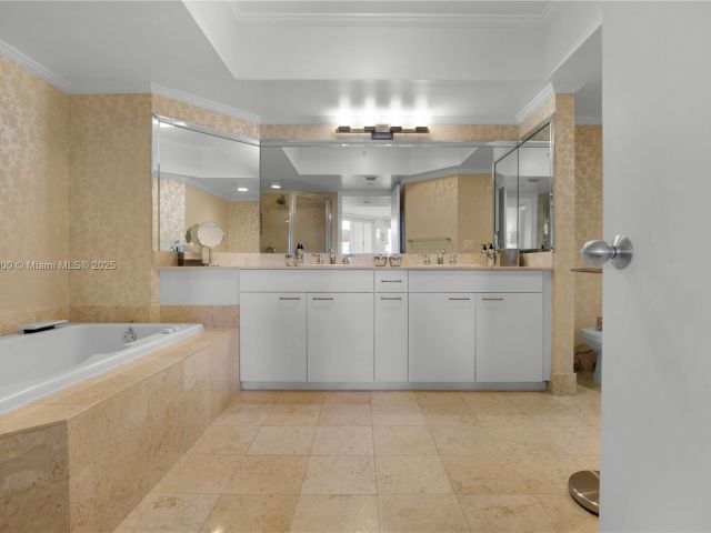 Apartment for sale  Unit #1504 - photo 6272722