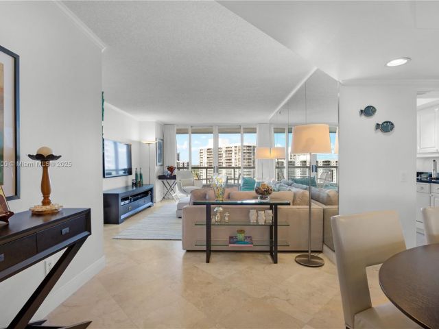 Apartment for sale  Unit #1504 - photo 6272731