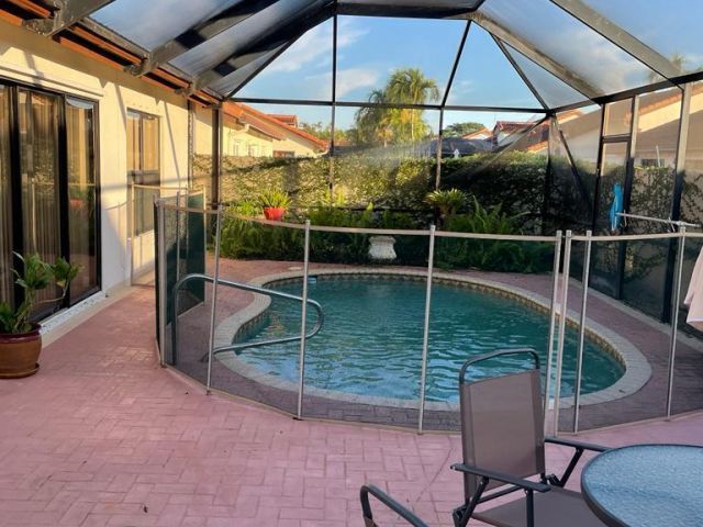 Home for rent at 7938 Villa Nova Drive - photo 6316947