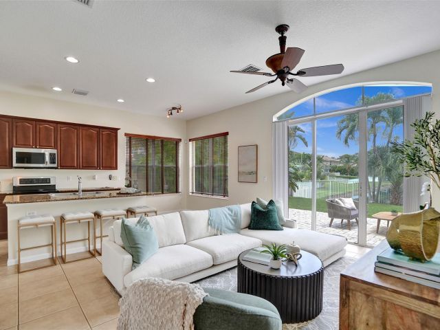 Home for sale at 4283 S Magnolia Cir - photo 6274304