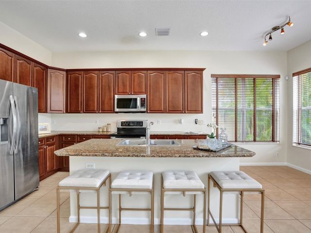 Home for sale at 4283 S Magnolia Cir - photo 6274310