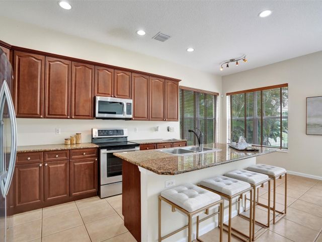 Home for sale at 4283 S Magnolia Cir - photo 6274311