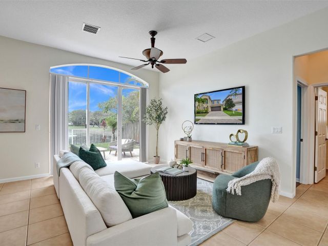 Home for sale at 4283 S Magnolia Cir - photo 6274313