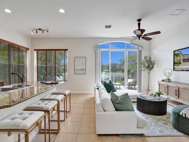 Home for sale at 4283 S Magnolia Cir - photo 6274314