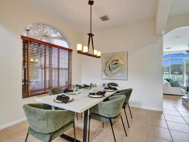 Home for sale at 4283 S Magnolia Cir - photo 6274317