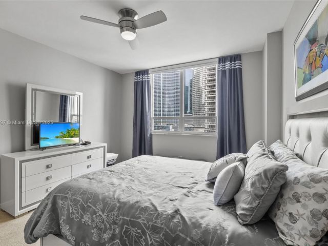 Apartment for sale  Unit #2006 - photo 6276930