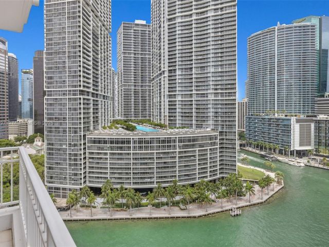 Apartment for sale  Unit #2006 - photo 6276937