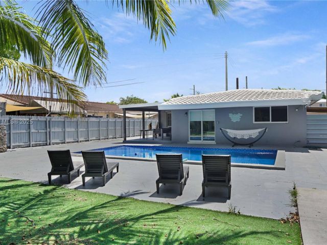 Home for sale at 480 NW 53rd Ave - photo 6274343