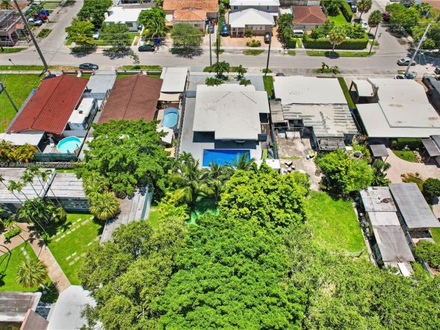 Home for sale at 480 NW 53rd Ave - photo 6274344