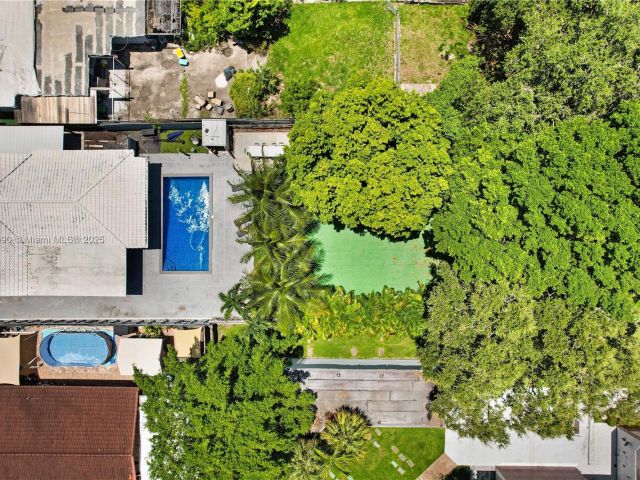 Home for sale at 480 NW 53rd Ave - photo 6274351