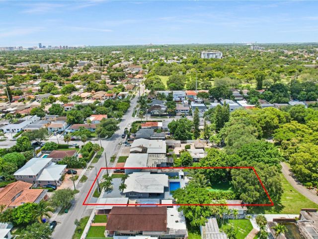 Home for sale at 480 NW 53rd Ave - photo 6274356