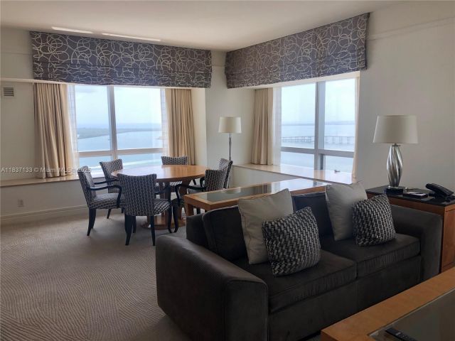 Apartment for sale  Unit #3106 - photo 6273213