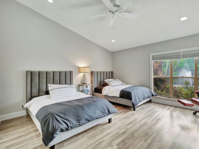 Home for rent at 7883 Villa Nova Drive - photo 6272855