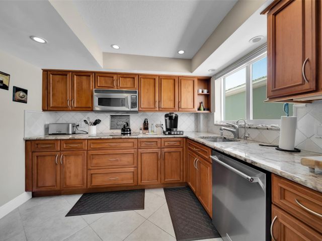 Home for sale at 5400 N Ocean Blvd 32 - photo 6281147