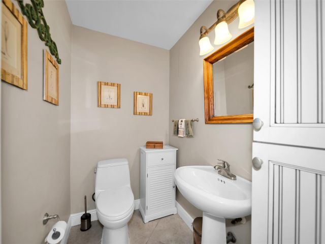 Home for sale at 5400 N Ocean Blvd 32 - photo 6281153