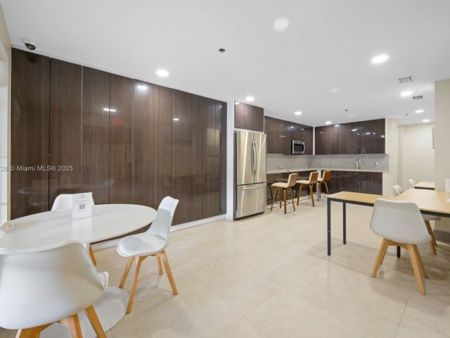 Apartment for sale  Unit #9306 - photo 6272764