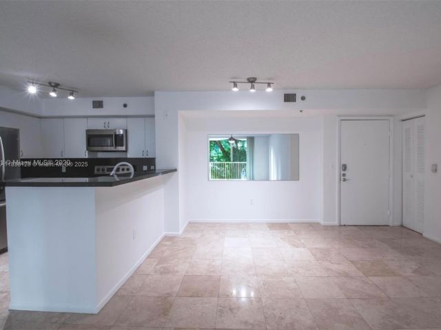 Apartment for sale  Unit #9306 - photo 6272779