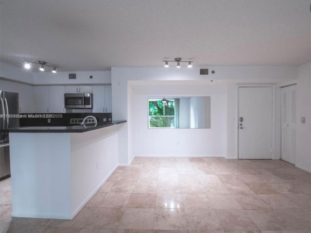 Apartment for sale  Unit #9306 - photo 6272781