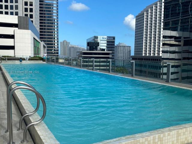 Apartment for rent  Unit #3204 - photo 6273136