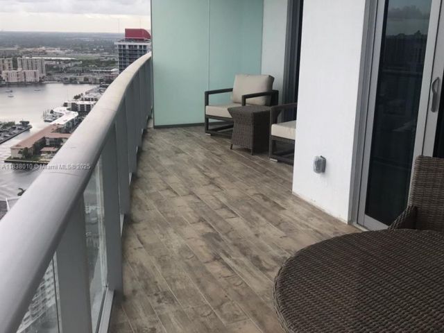 Apartment for sale  Unit #3105 - photo 6273453