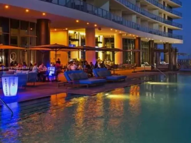 2-bedroom condo for sale in Hollywood - 4111 S Ocean Dr 3105 - MondialRealty