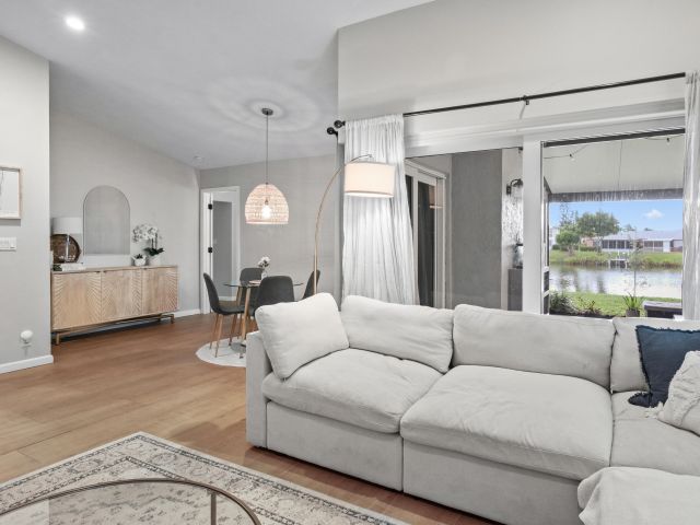 Home for sale at 2021 NW 15th Place - photo 6272996