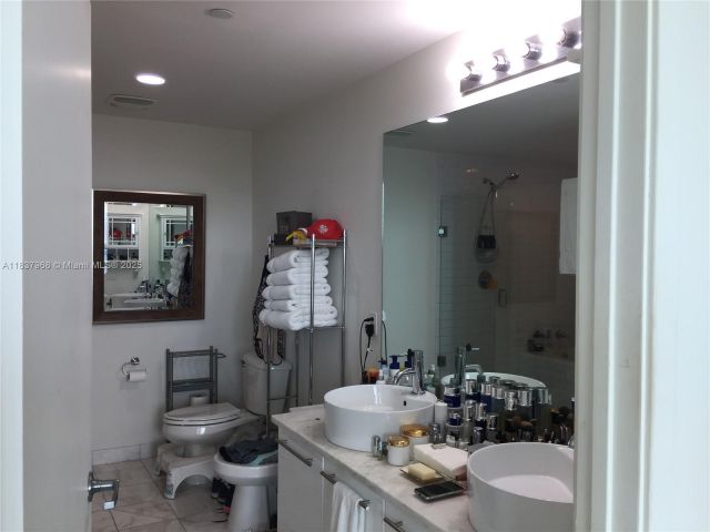 Apartment for rent  Unit #3403 - photo 6273584