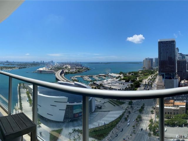 Apartment for rent  Unit #3403 - photo 6273590