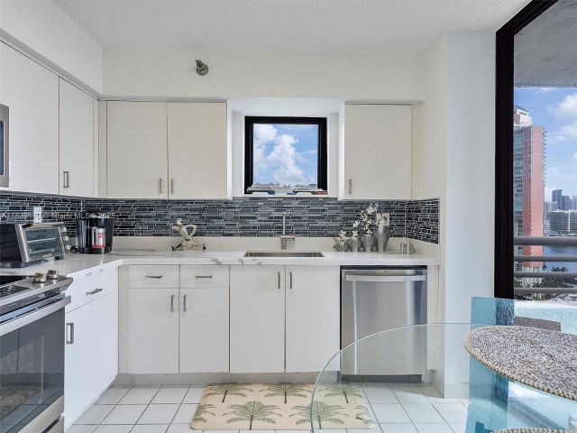 Apartment for sale  Unit # - photo 6272656