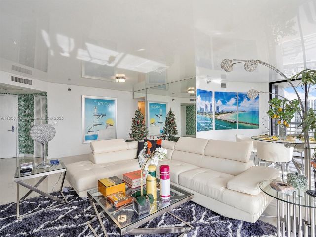 Apartment for sale  Unit # - photo 6272663