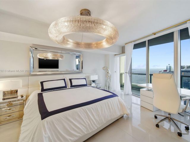 Apartment for rent  Unit #4209 - photo 6273270