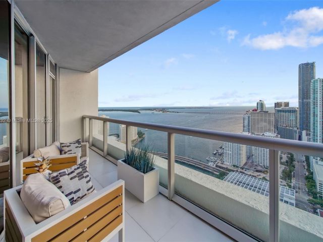 Apartment for rent  Unit #4209 - photo 6273277