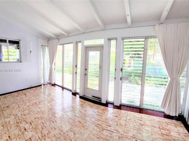 Home for rent at 828 NE 76th St - photo 6271745