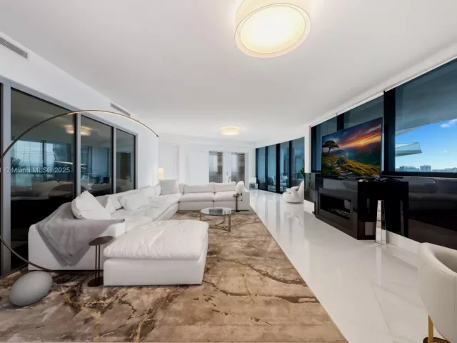 Apartment for sale  Unit #2003 - photo 6285814