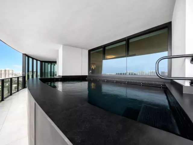 Apartment for sale  Unit #2003 - photo 6285805