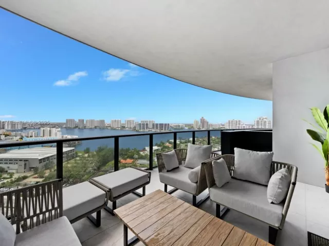 Apartment for sale  Unit #2003 - photo 6285806