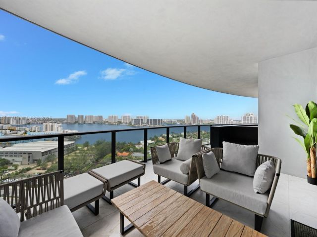 Apartment for sale  Unit #2003 - photo 6285806