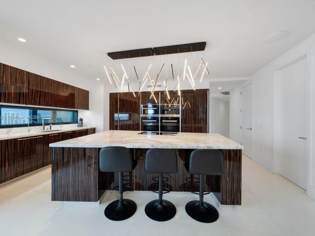 Apartment for sale  Unit #2003 - photo 6285809