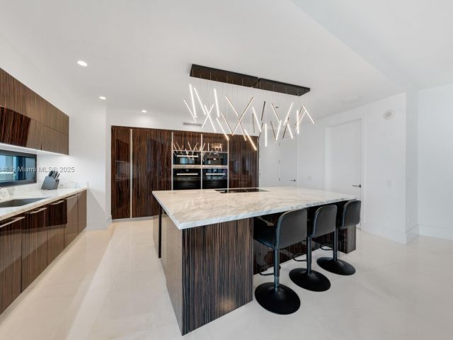 Apartment for sale  Unit #2003 - photo 6285810